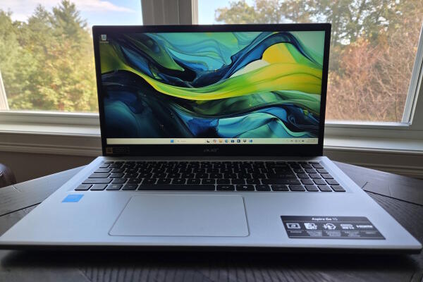 Những chiếc laptop tốt nhất năm 2026: Cao cấp, giá rẻ, chơi game, 2 trong 1 và hơn thế nữa